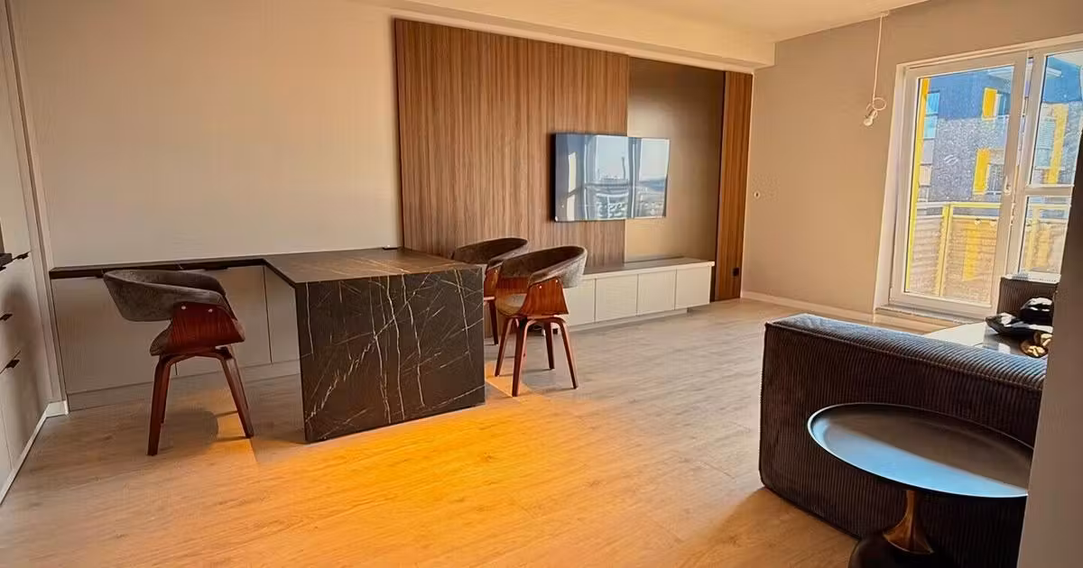 Apartament de vânzare cu 2 camere, mobilat în zona Basarabia, Sector 3