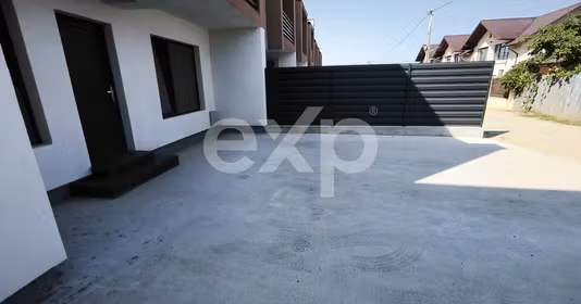 Casă Trivale Platou