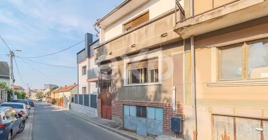 Casă Centru