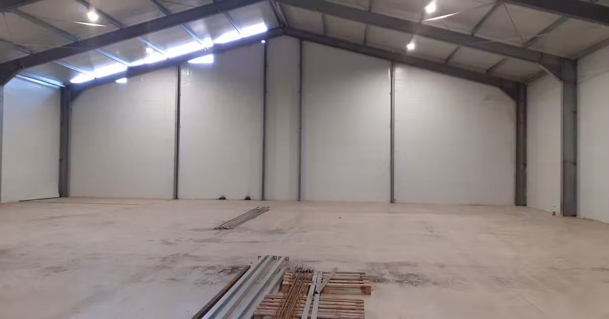 Spațiu industrial de vânzare în zona 23 August (Cațelul), Sector 3