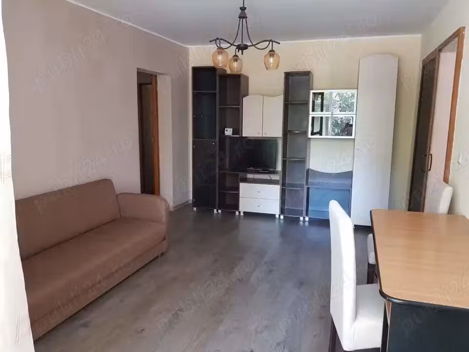 Închiriez 2 camere tiglina 2