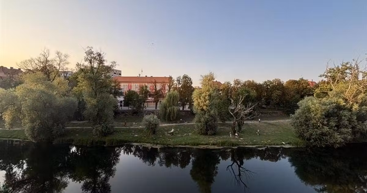 Apartament de vânzare cu 4 camere în zona Ultracentral, Oradea