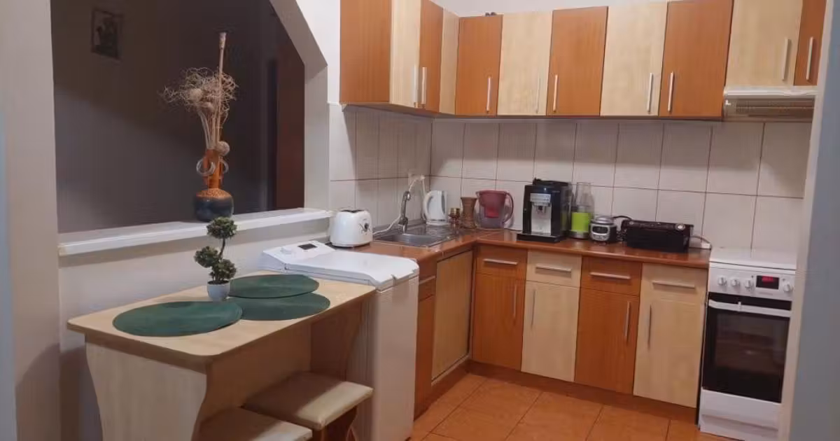 Apartament de vânzare cu 2 camere în zona Tomis III, Constanța