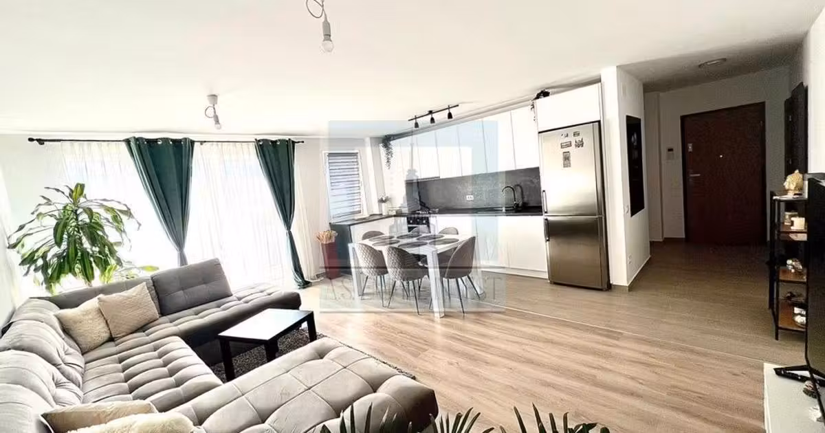 Apartament de vânzare cu 2 camere în zona Astra, Brașov
