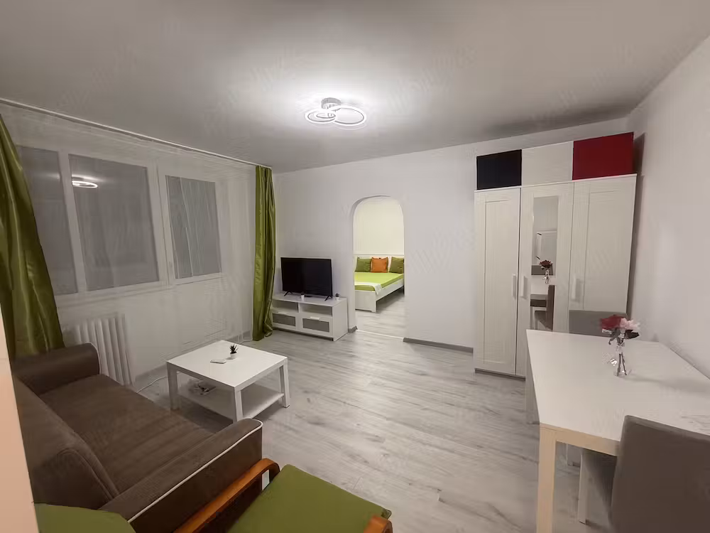 Proprietar vand apartament Calea Grivitei