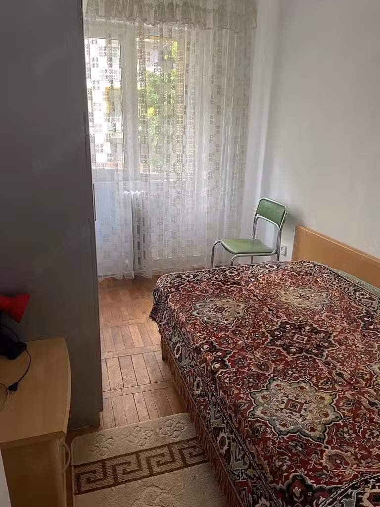 Proprietar inchiriez apartament 2 camere zona ISHO - Medicina, etaj1