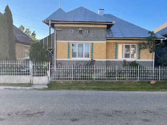 Casă Centrul localitatii