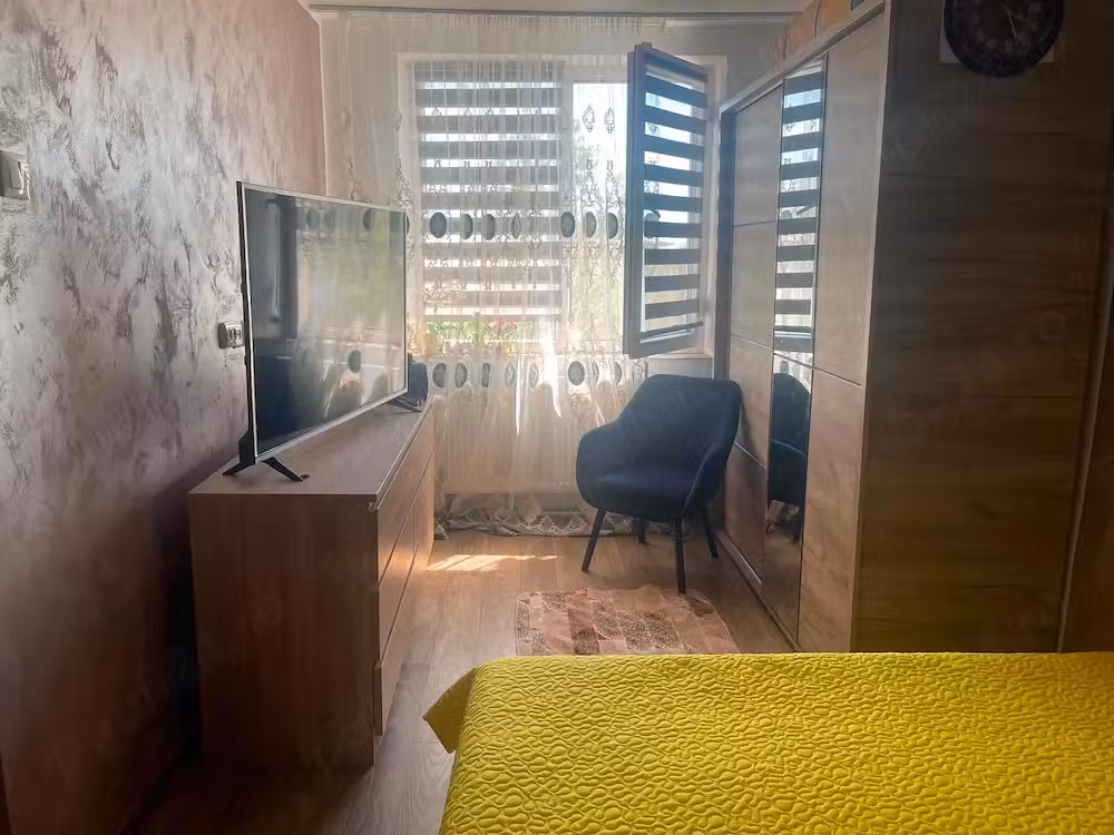 Apartament de vânzare..