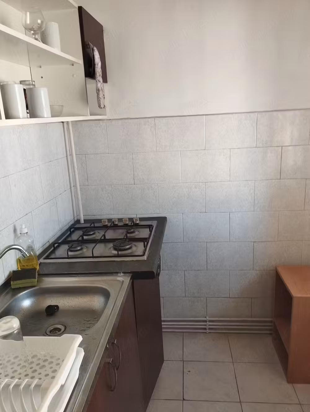 Garsonieră de închiriat  zonă bună.