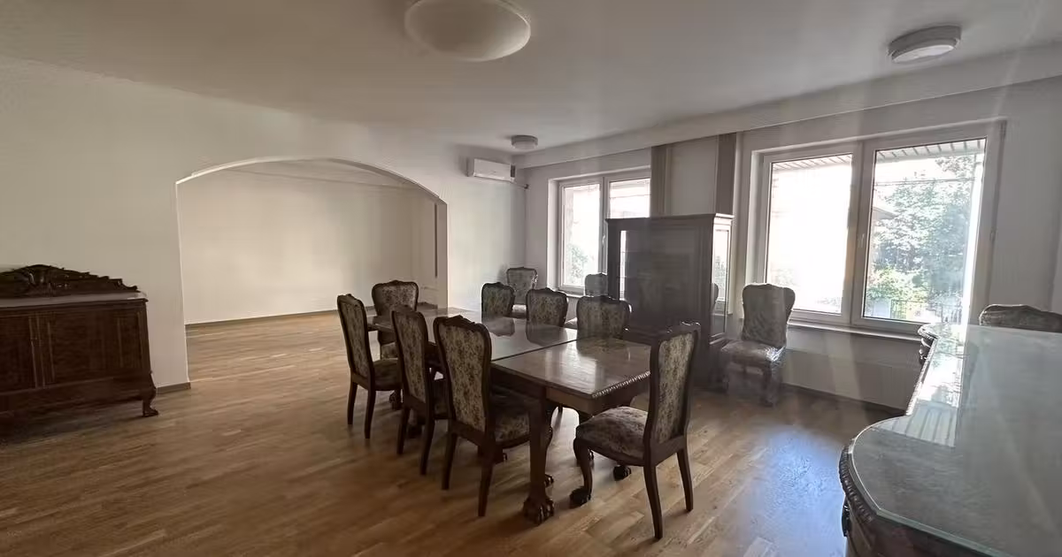 Apartament de vânzare cu 7 camere în zona Aviatorilor, Sector 1