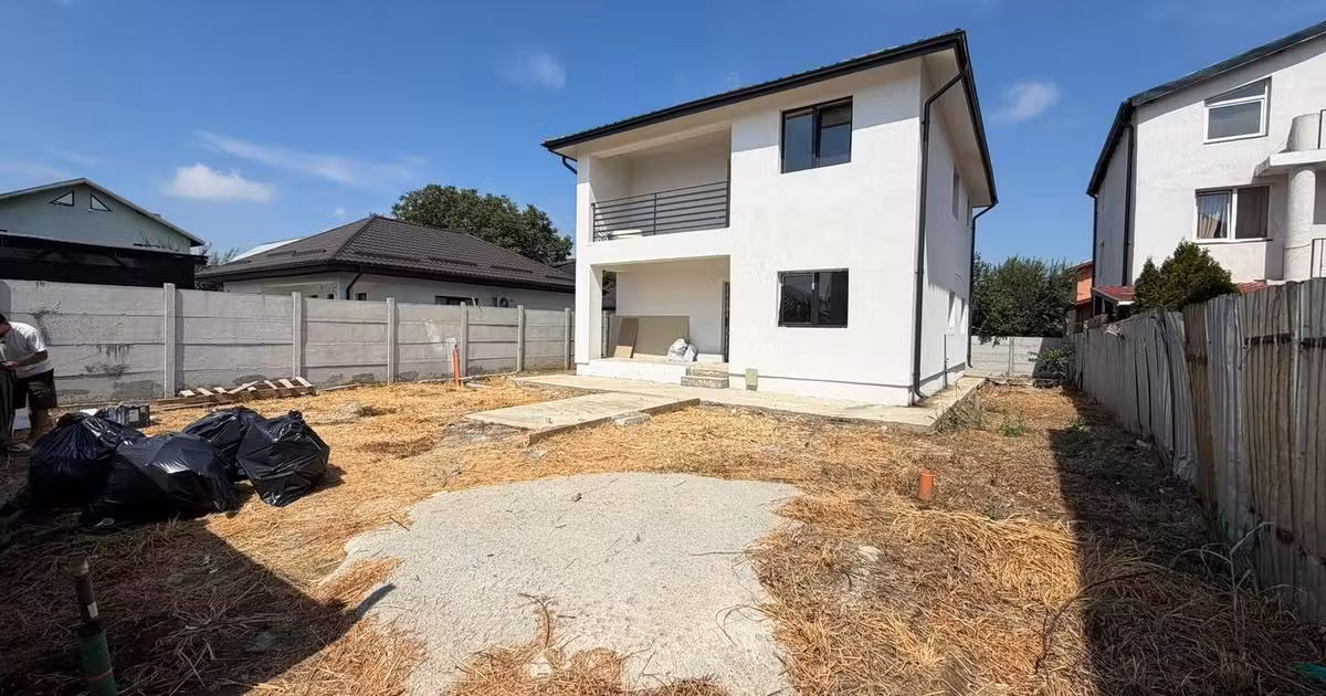 Casă individuală de vânzare cu 5 camere în Glina