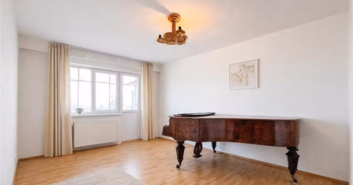 Apartament de vânzare cu 3 camere, mobilat în zona Ciucului, Sfântu Gheorghe