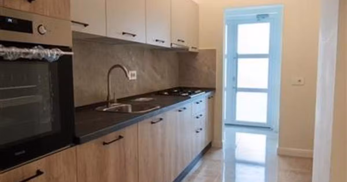 Apartament de vânzare cu 2 camere în Valea Lupului