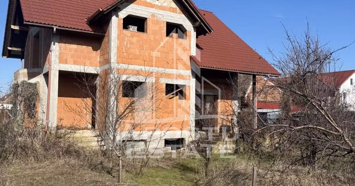 Casă individuală de vânzare cu 4 camere în Sânandrei