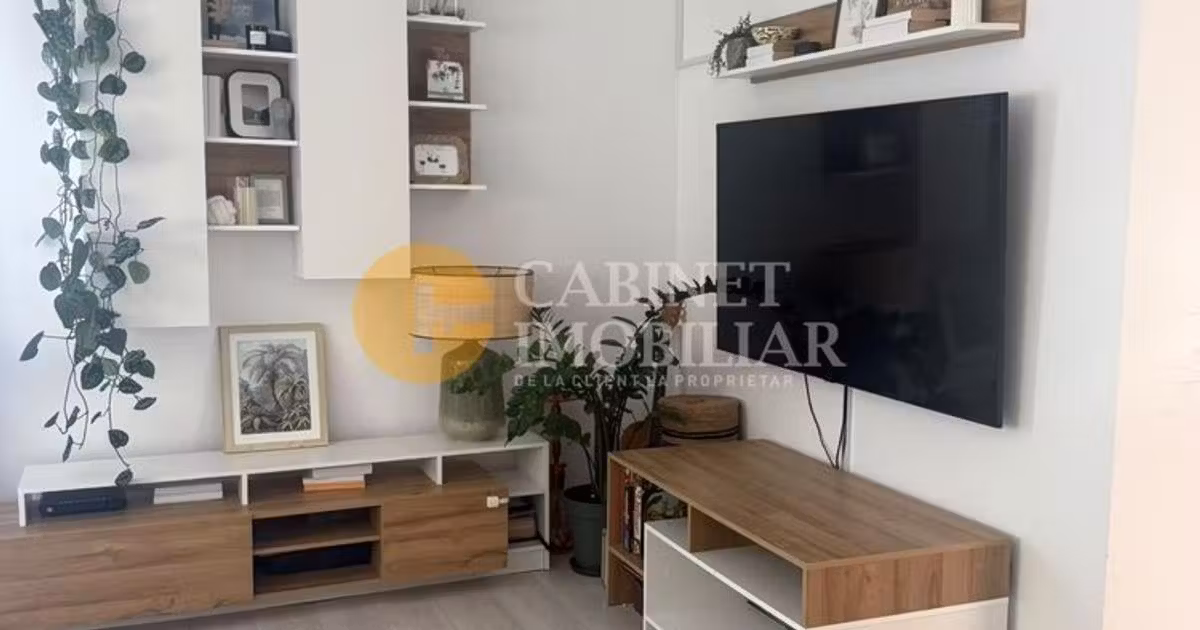 Apartament de vânzare cu 3 camere, mobilat în zona Copou, Iași