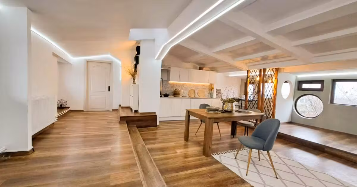 Apartament de vânzare cu 4 camere, mobilat în Voluntari
