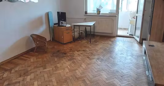 Apartament Titan