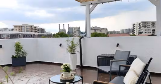 Penthouse Titan