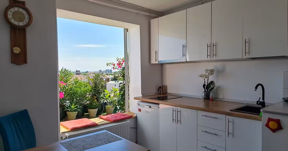 Garsonieră de vânzare, mobilată în zona Complex Studențesc, Timișoara