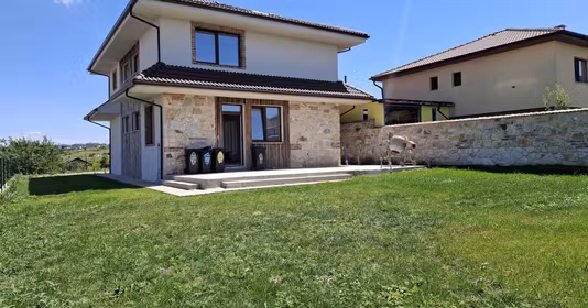 Casă Dezmir