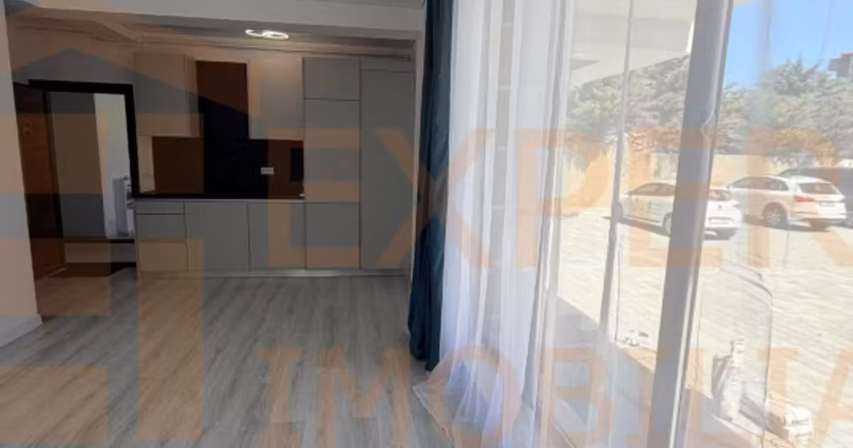 Apartament de vânzare cu 2 camere în Mamaia-Sat