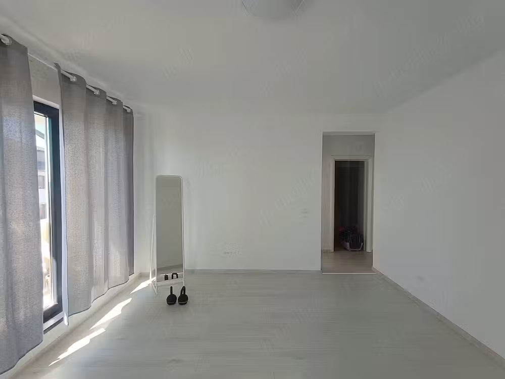 Direct Proprietar: Apartament 2 Camere Decomandat, 49 mp Militari Residence Chiajna