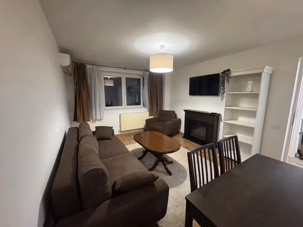 Apartament 2 camere, renovat și complet mobilat