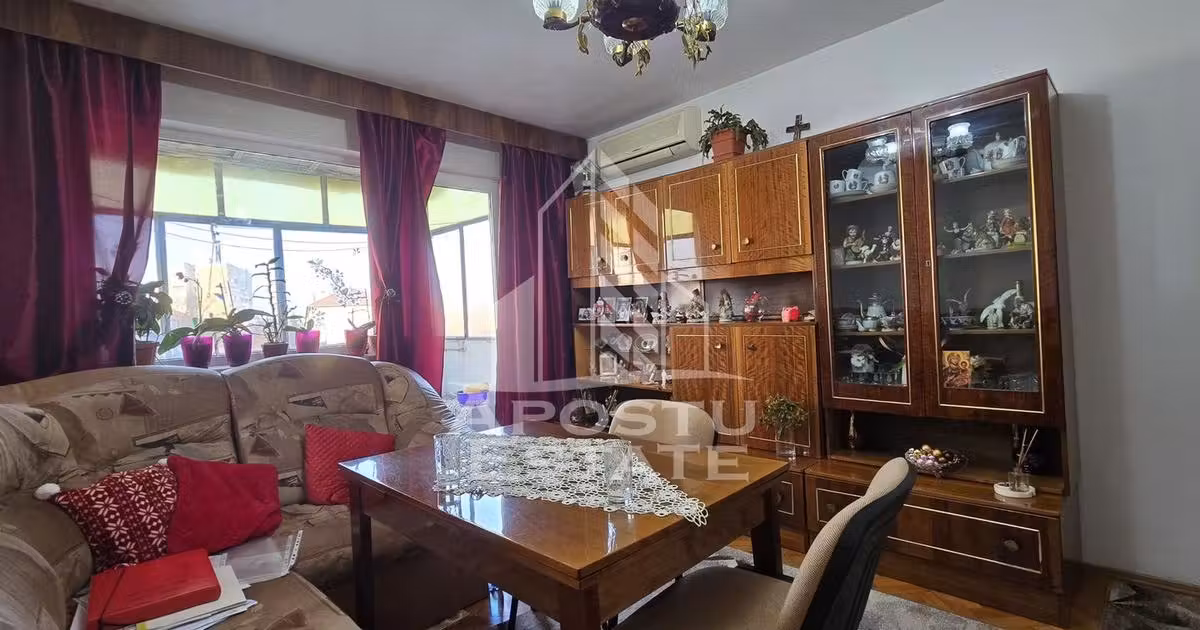 Apartament de vânzare cu 4 camere, mobilat în zona Dacia, Timișoara