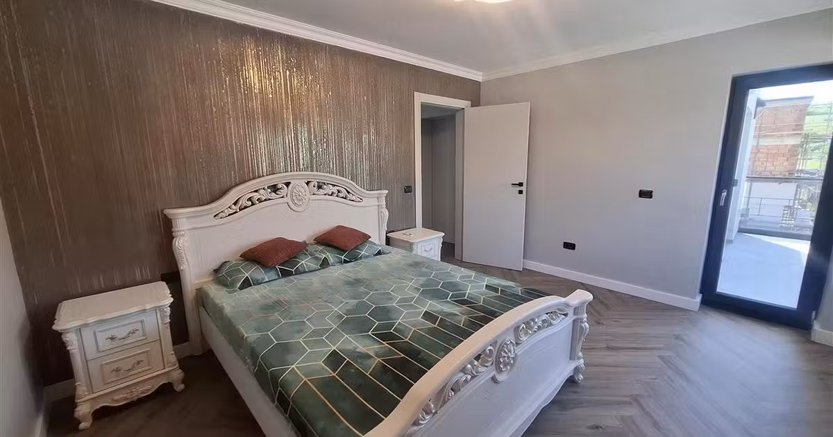 Casă individuală de vânzare cu 3 camere în Tomești