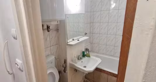 Garsonieră Titan