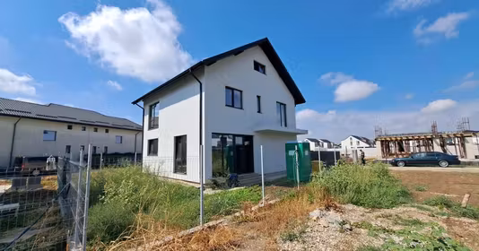 Casă Otopeni