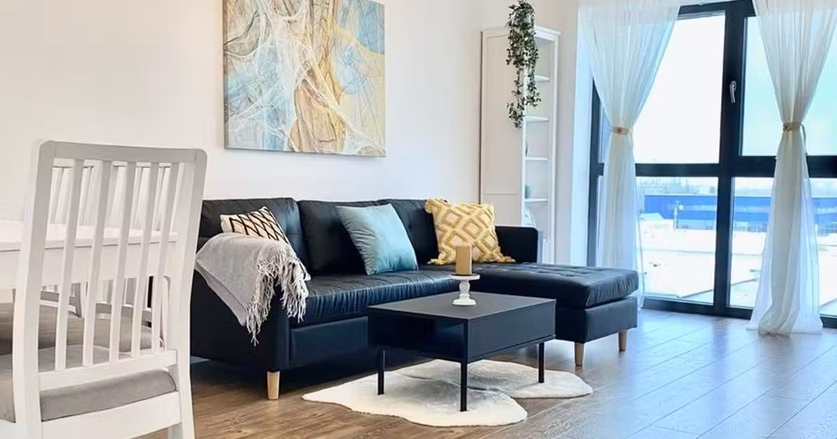 Apartament de vânzare cu 3 camere în zona Pajura, Sector 1