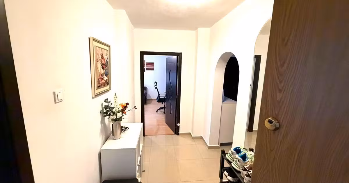 Apartament de vânzare cu 3 camere, mobilat în zona Vitan Mall, Sector 3