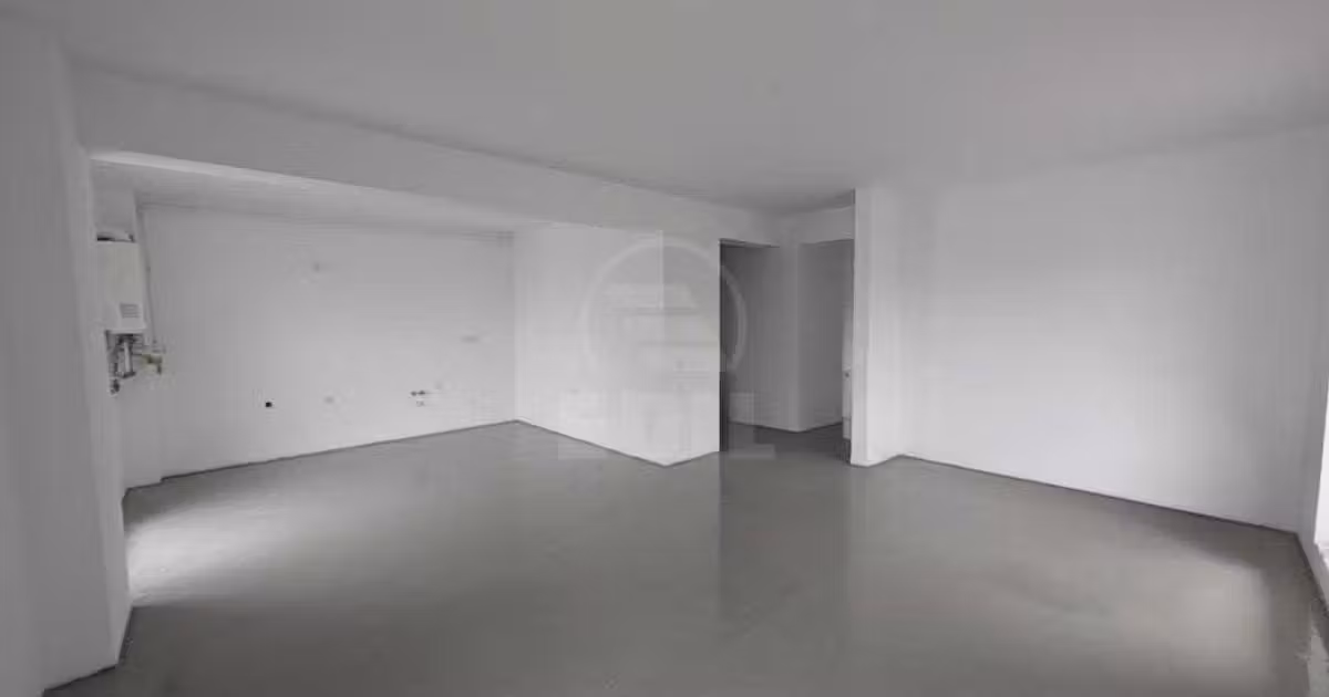 Penthouse de vânzare cu 4 camere în Florești