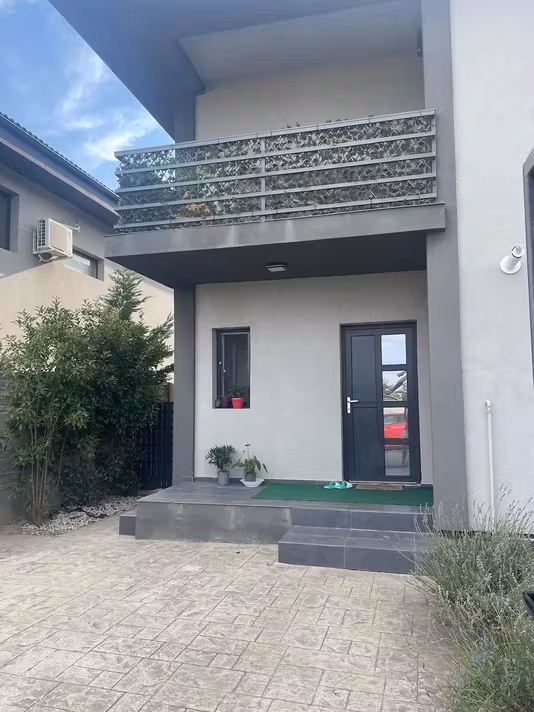 Casă Zona ghiroda,zona de vile