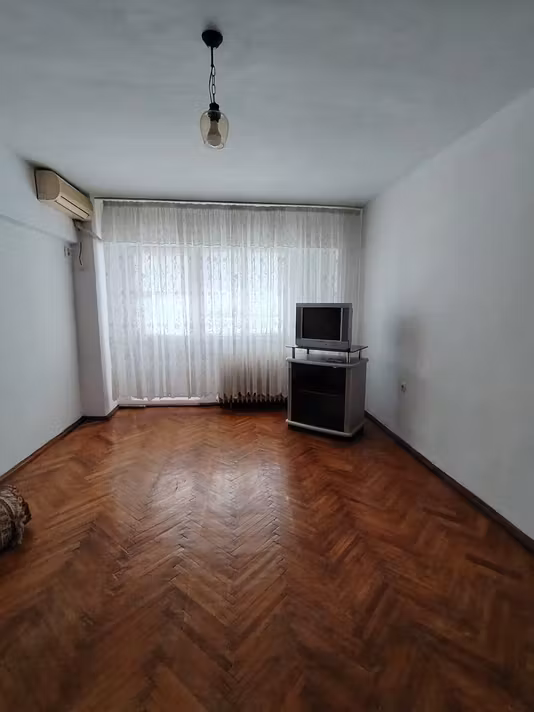 Apartament Bd. Dorobantilor intersectie cu str.Tineretului