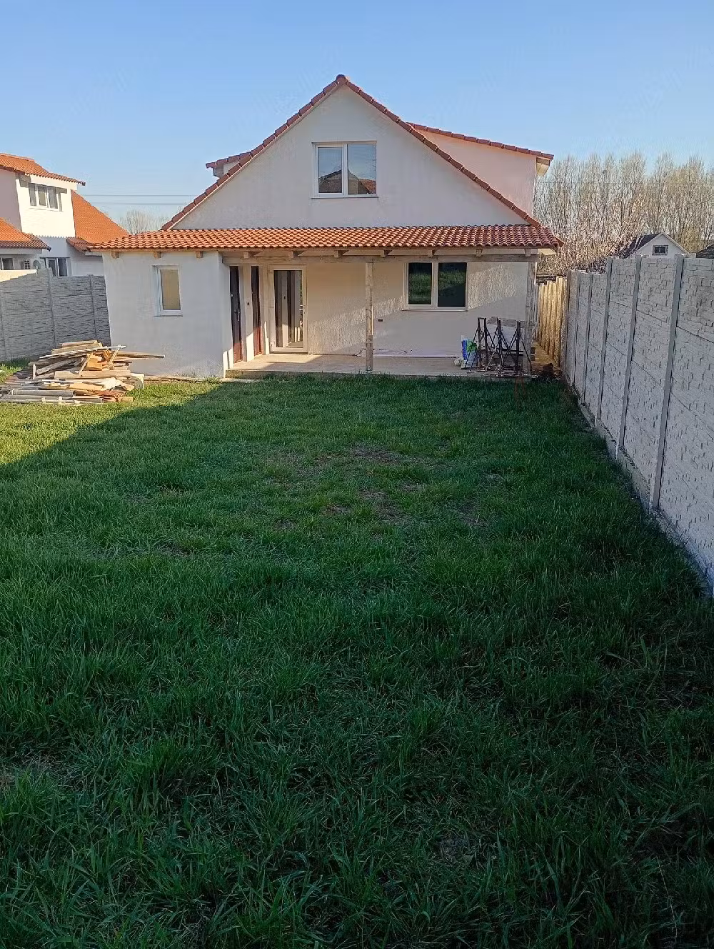 casă nouă de vanzare in com Vinga