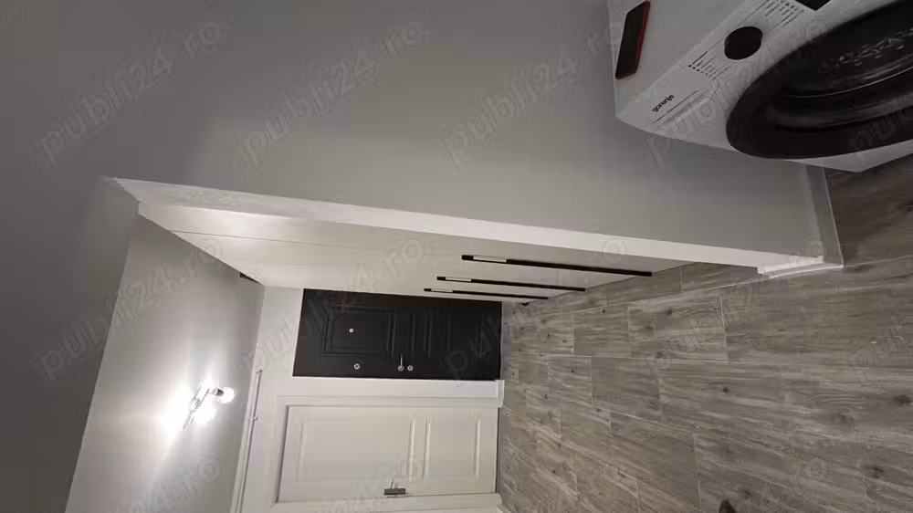 Închiriez apartament cu 2 camere