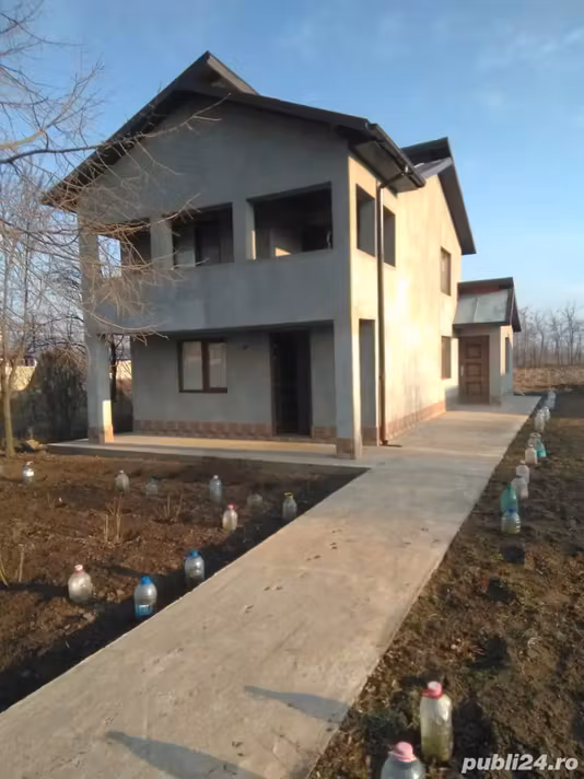 Casă Luciu