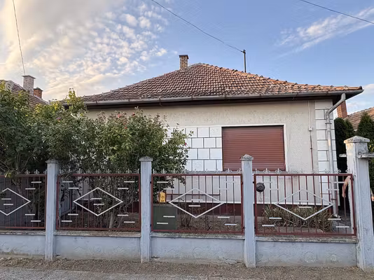 Casă Artand