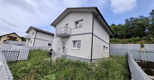 Casă Valea Lupului