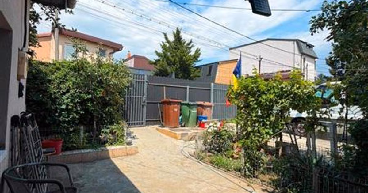 Casă de vânzare cu 3 camere în zona Chitila, Sector 1