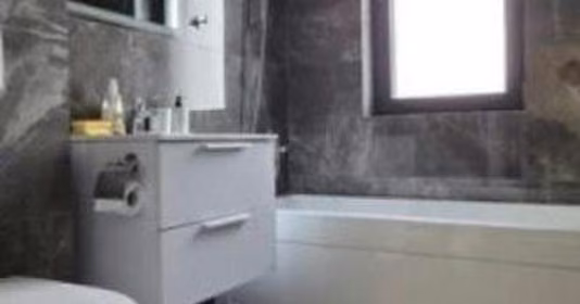 Apartament Titan