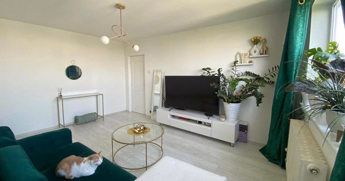 Apartament de vânzare cu 2 camere în zona Alexandru Obregia, Sector 4