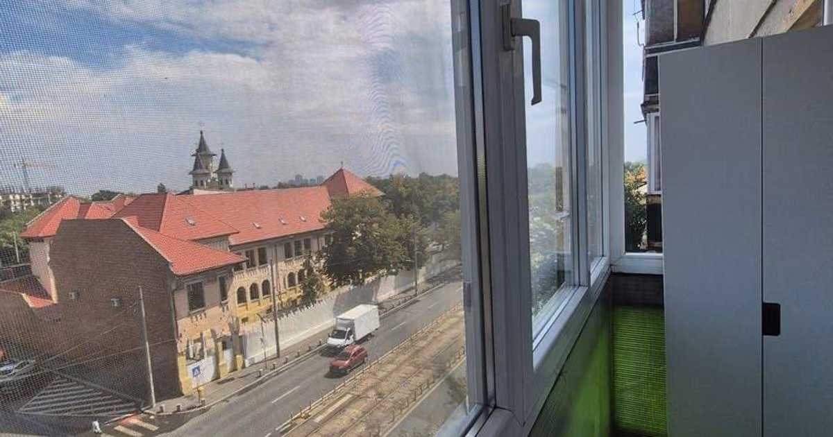 Apartament de vânzare cu 2 camere în zona Eroii Revoluției, Sector 4