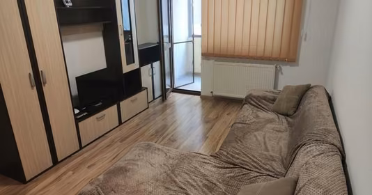 Apartament Titan