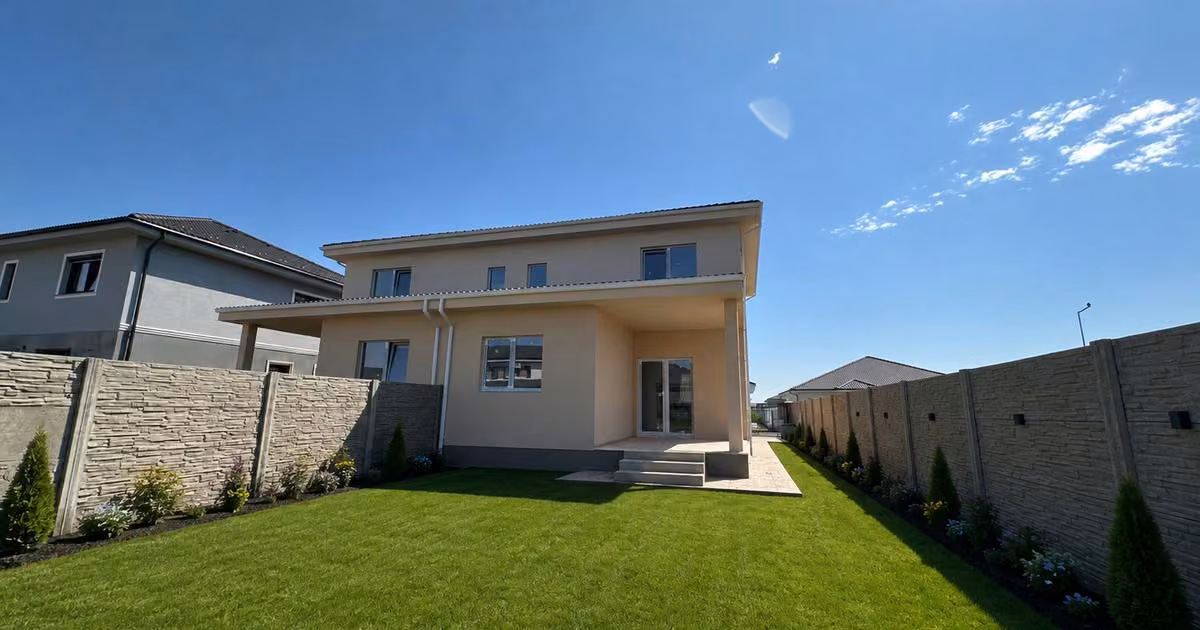Duplex de vânzare cu 4 camere în Moșnița Veche