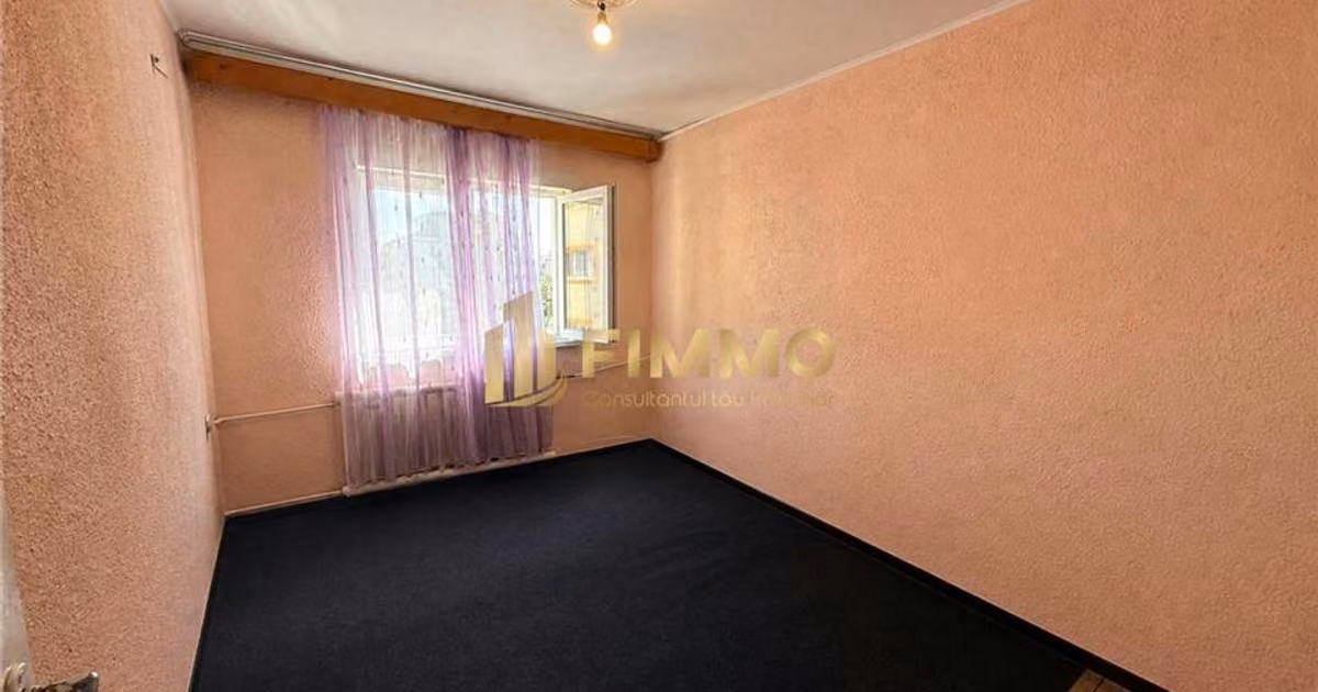 Apartament de vânzare cu 3 camere în zona Burdujeni, Suceava