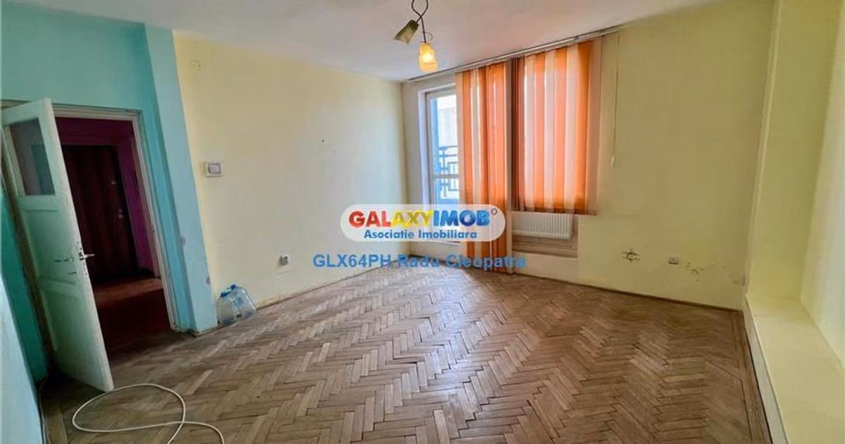 Apartament de vânzare cu 2 camere în zona Republicii, Ploiești
