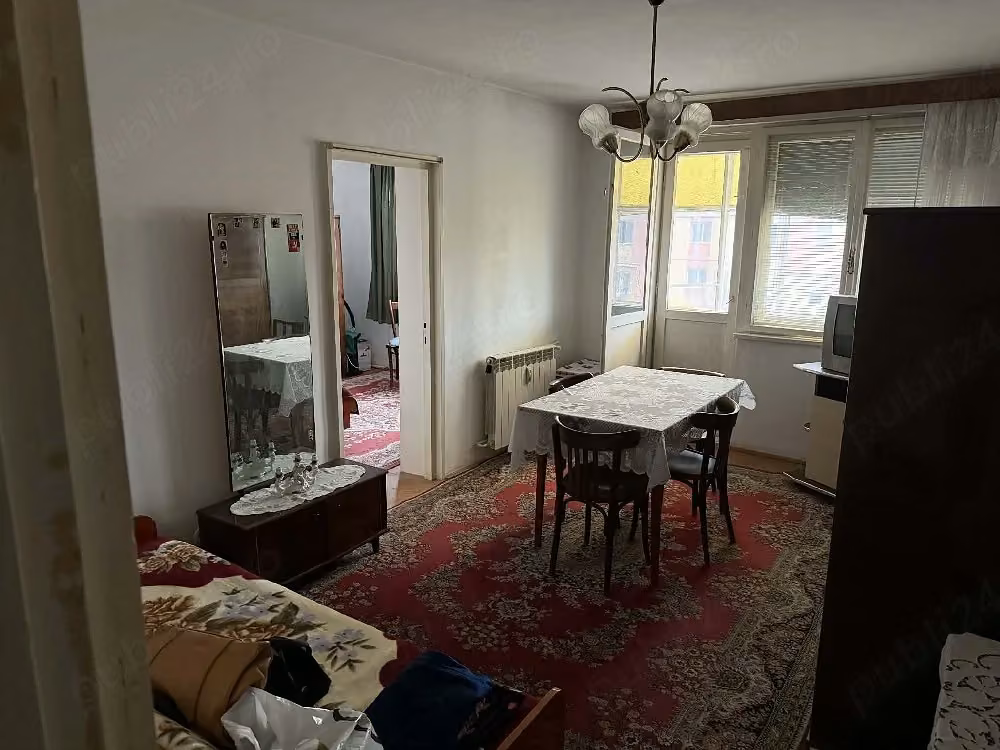 apartament 47 mp +balcon